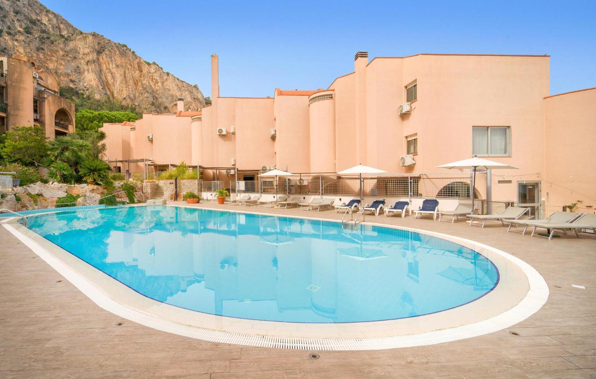 Mono 2 Apartment Lido di Mondello Luaran gambar