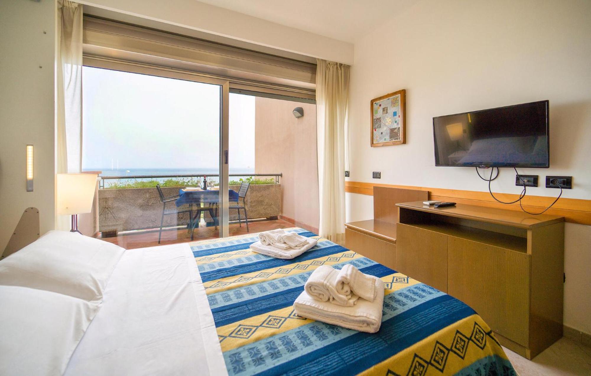 Mono 2 Apartment Lido di Mondello Luaran gambar
